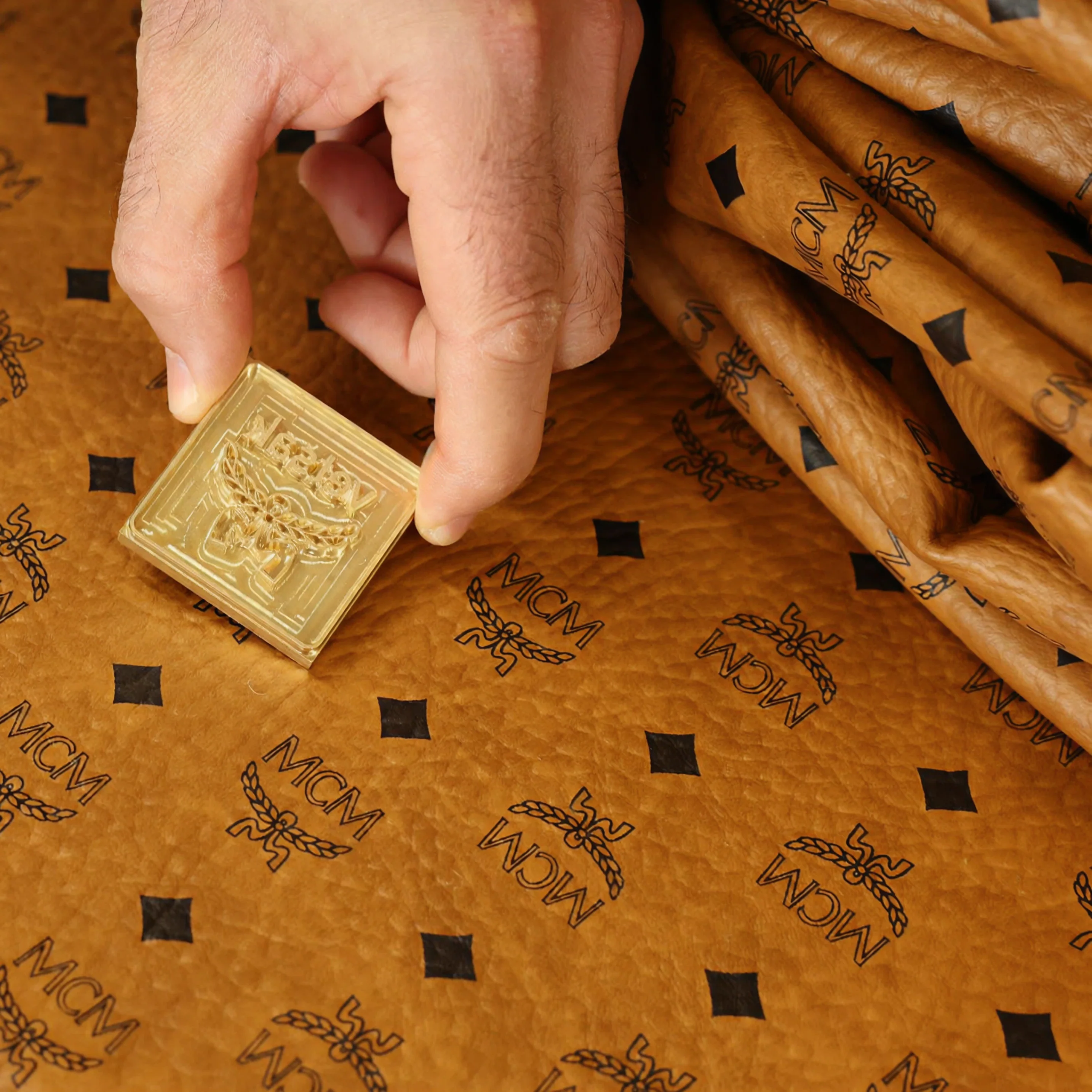 MCM x vetsak Noodle - Image 7
