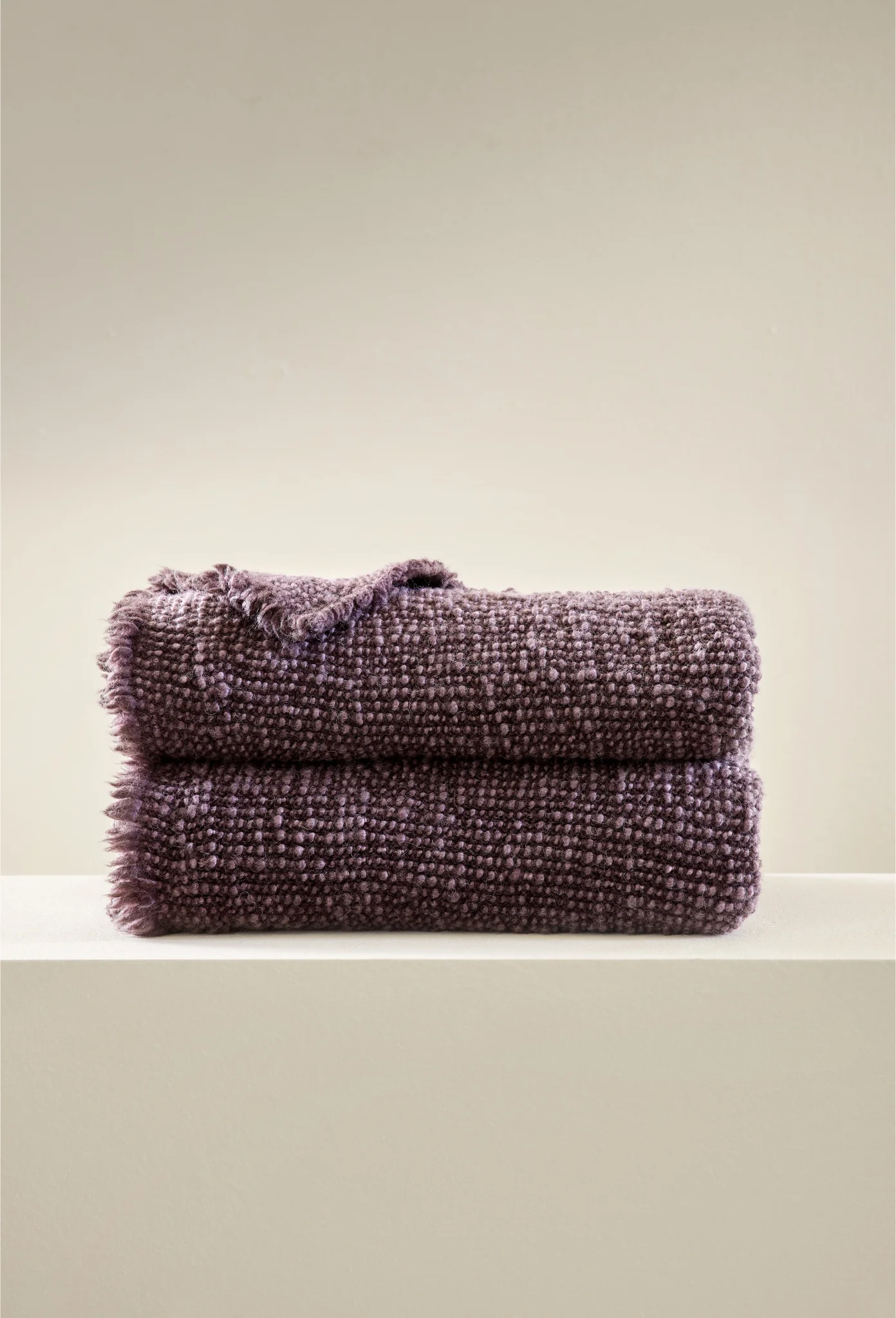 Blanket - Wooly - Plum - 180cm x 130cm - Image 3